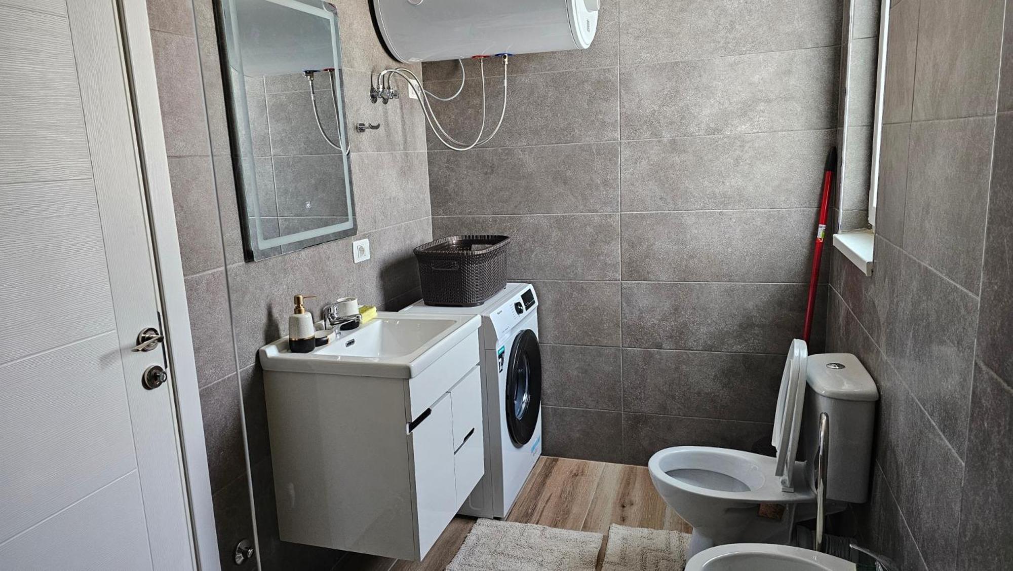 Tirana Airport Apartment Exterior photo